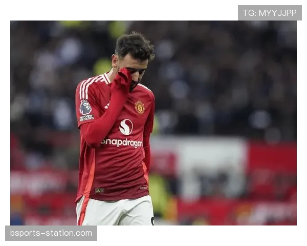 曼联“伪复兴”现象持续，近期表现改善但本质问题仍未解决，对赛季竞争力带来考验