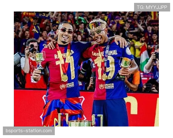 亚马尔与拉菲尼亚主力位置适配性差异的核心在哪